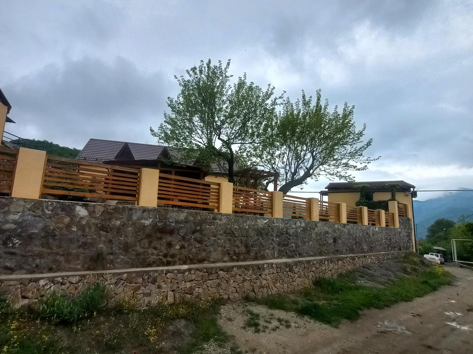 Dilivita Rest House Dilidžan Exteriér fotografie