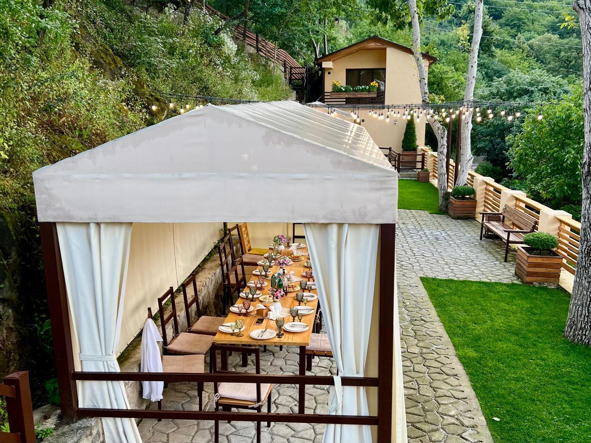 Dilivita Rest House Dilidžan Exteriér fotografie