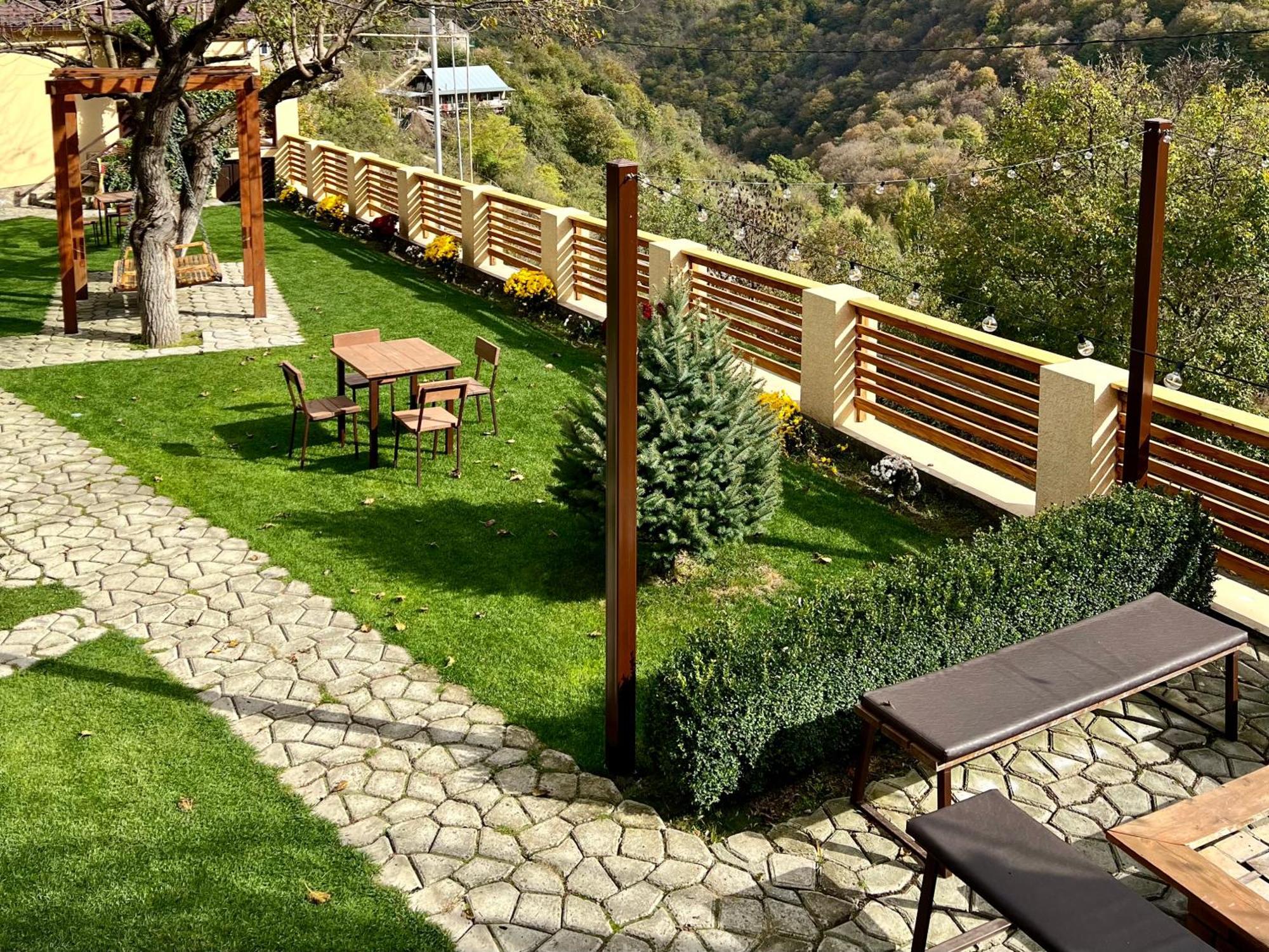 Dilivita Rest House Dilidžan Exteriér fotografie